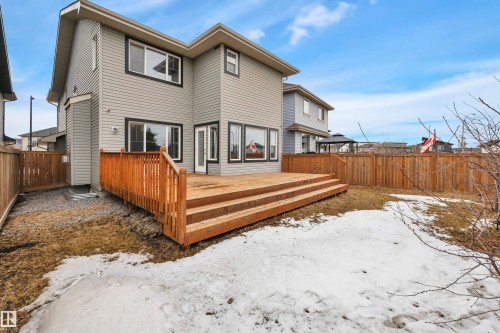 15807 18 Avenue, Edmonton, AB - Outdoor