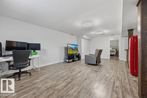 2340 138 Avenue, Edmonton, AB - Indoor Photo Showing Other Room