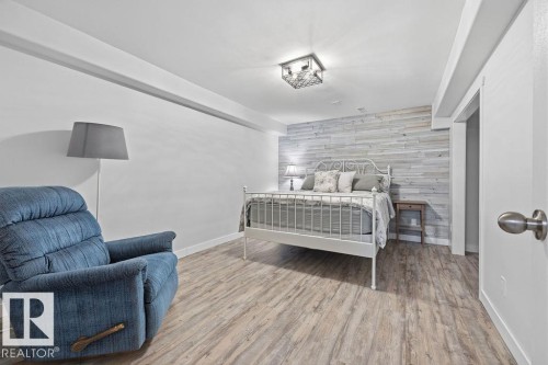 2340 138 Avenue, Edmonton, AB - Indoor Photo Showing Bedroom