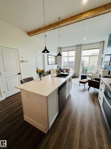443 10403 122 Street, Edmonton, AB - Indoor Photo Showing Kitchen With Upgraded Kitchen
