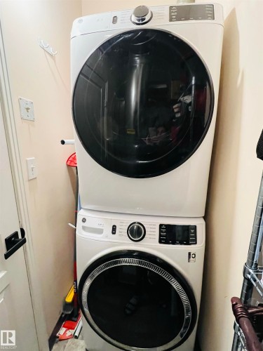 443 10403 122 Street, Edmonton, AB - Indoor Photo Showing Laundry Room