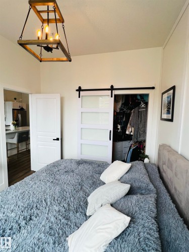 443 10403 122 Street, Edmonton, AB - Indoor Photo Showing Bedroom