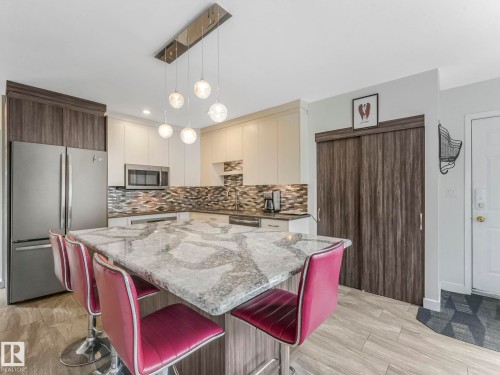 10727 66 Avenue, Edmonton, AB - Indoor Photo Showing Kitchen With Upgraded Kitchen