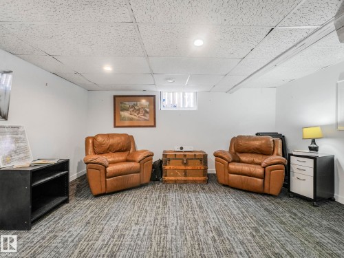 10727 66 Avenue, Edmonton, AB - Indoor Photo Showing Other Room