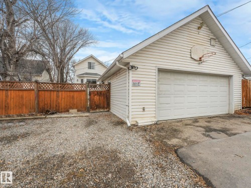 10727 66 Avenue, Edmonton, AB - Outdoor