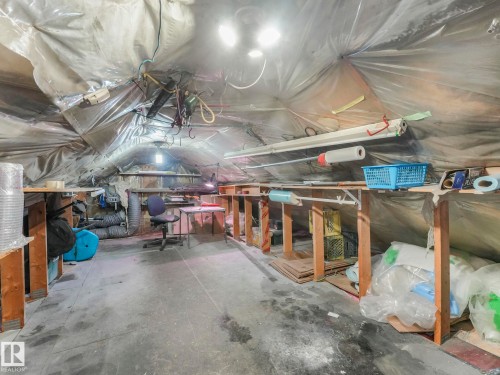 10727 66 Avenue, Edmonton, AB - Indoor