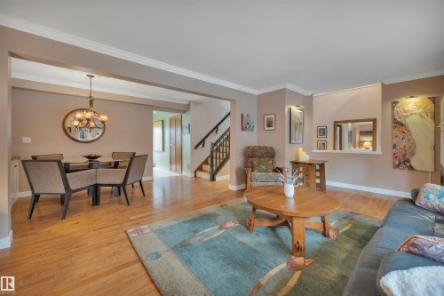 9727 101A Street, Edmonton, AB - Indoor Photo Showing Living Room