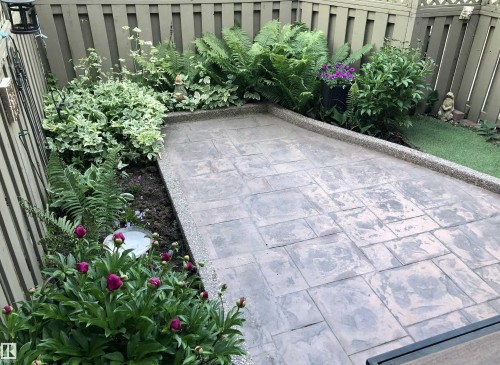 9727 101A Street, Edmonton, AB - Outdoor