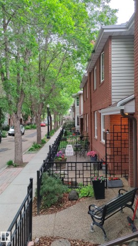 9727 101A Street, Edmonton, AB - Outdoor With Exterior