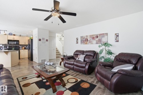 1181 Westerra Link, Stony Plain, AB - Indoor Photo Showing Living Room