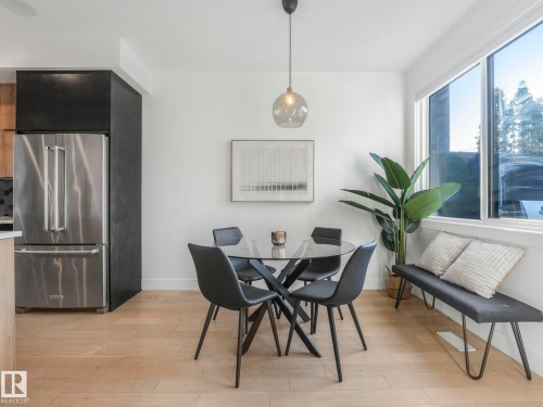 7741 81 Avenue Nw, Edmonton, AB - Indoor Photo Showing Dining Room