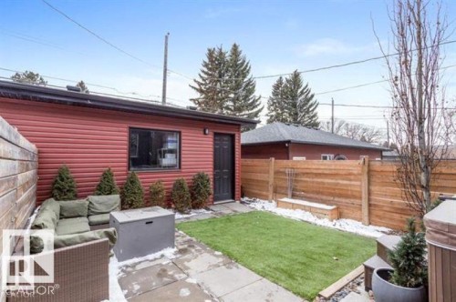 7741 81 Avenue Nw, Edmonton, AB - Outdoor