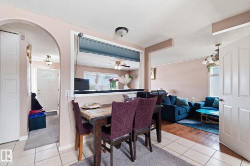 10617 167A Avenue, Edmonton, AB - Indoor