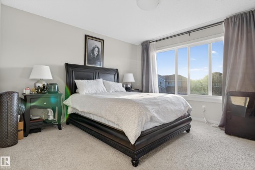 1536 22 St Nw, Edmonton, AB - Indoor Photo Showing Bedroom