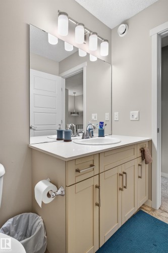 1536 22 St Nw, Edmonton, AB - Indoor Photo Showing Bathroom