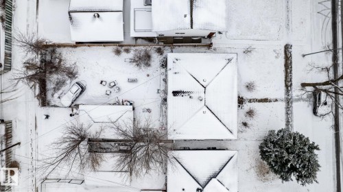 9704 76 Street, Edmonton, AB - Outdoor