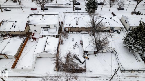 9704 76 Street, Edmonton, AB - Outdoor