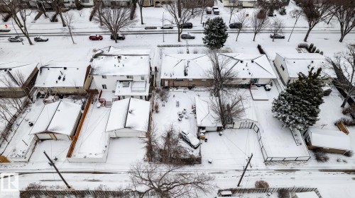 9704 76 Street, Edmonton, AB - Outdoor