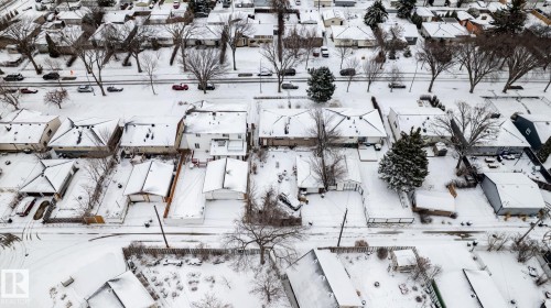 9704 76 Street, Edmonton, AB - Outdoor