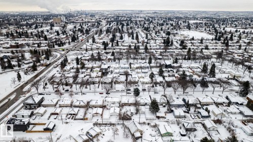 9704 76 Street, Edmonton, AB - Outdoor With View