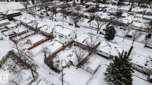 9704 76 Street, Edmonton, AB - Outdoor