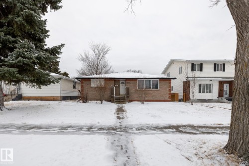 9704 76 Street, Edmonton, AB - Outdoor