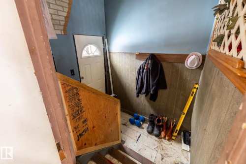 9704 76 Street, Edmonton, AB - Indoor Photo Showing Other Room