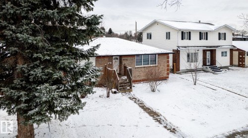 9704 76 Street, Edmonton, AB - Outdoor