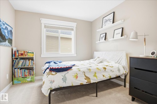 1408 Chahley Place, Edmonton, AB - Indoor Photo Showing Bedroom