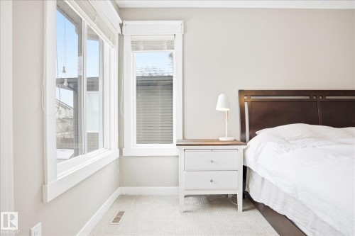 1408 Chahley Place, Edmonton, AB - Indoor Photo Showing Bedroom