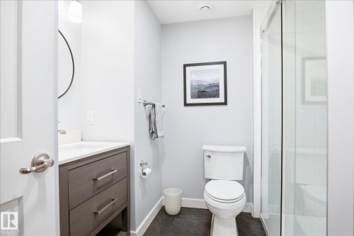 1408 Chahley Place, Edmonton, AB - Indoor Photo Showing Bathroom