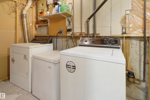 2005 108A Street, Edmonton, AB - Indoor Photo Showing Laundry Room