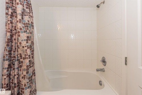 215 5816 Mullen Place, Edmonton, AB - Indoor Photo Showing Bathroom