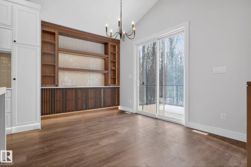 1129 Gyrfalcon Crescent, Edmonton, AB - Indoor With Fireplace