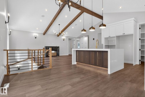 1129 Gyrfalcon Crescent, Edmonton, AB - Indoor