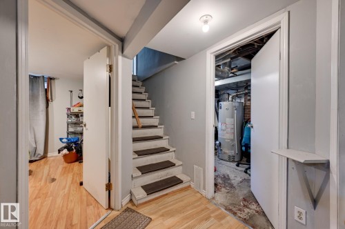 11114 80 Avenue Nw, Edmonton, AB - Indoor Photo Showing Other Room