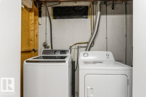 9512 147 Avenue, Edmonton, AB - Indoor Photo Showing Laundry Room