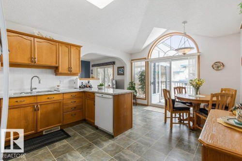 8 95 Gervais Road, St. Albert, AB - Indoor