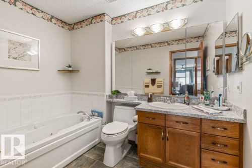 8 95 Gervais Road, St. Albert, AB - Indoor Photo Showing Bathroom