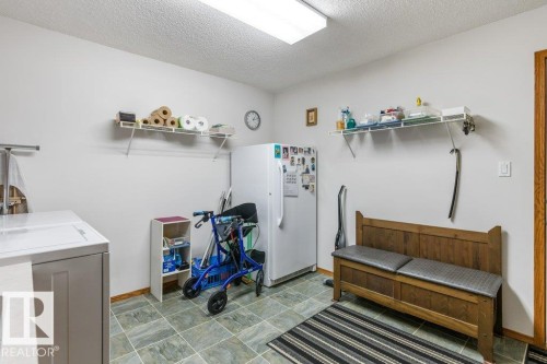 8 95 Gervais Road, St. Albert, AB - Indoor Photo Showing Laundry Room