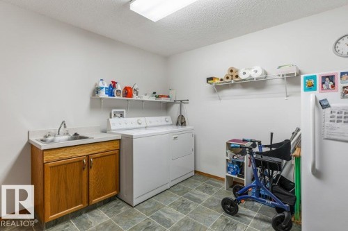 8 95 Gervais Road, St. Albert, AB - Indoor Photo Showing Laundry Room