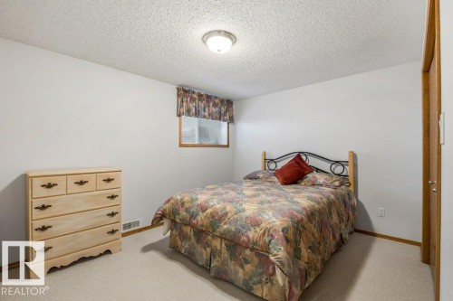 8 95 Gervais Road, St. Albert, AB - Indoor Photo Showing Bedroom