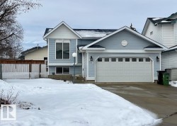 450 BRECKENRIDGE Lane  Edmonton, AB T5T 6E2