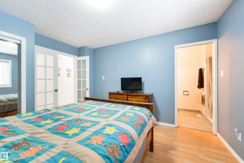 16020 123 Street, Edmonton, AB - Indoor Photo Showing Bedroom