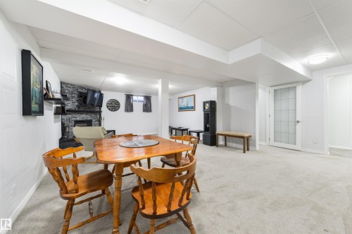 16020 123 Street, Edmonton, AB - Indoor