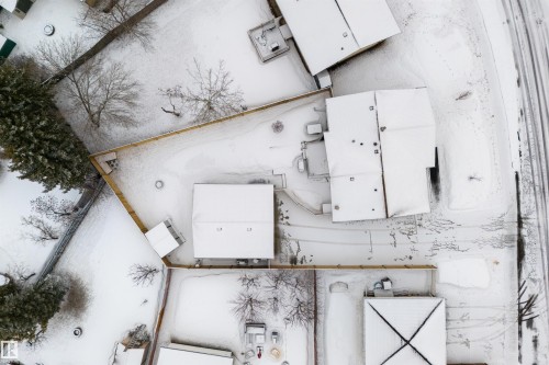 16020 123 Street, Edmonton, AB - Outdoor