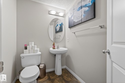 33 Hartwick Gate, Spruce Grove, AB - Indoor Photo Showing Bathroom