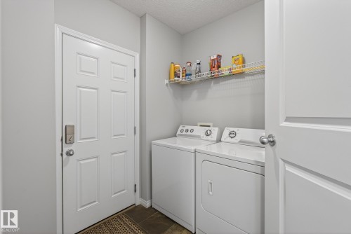33 Hartwick Gate, Spruce Grove, AB - Indoor Photo Showing Laundry Room