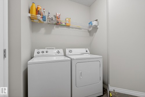 33 Hartwick Gate, Spruce Grove, AB - Indoor Photo Showing Laundry Room