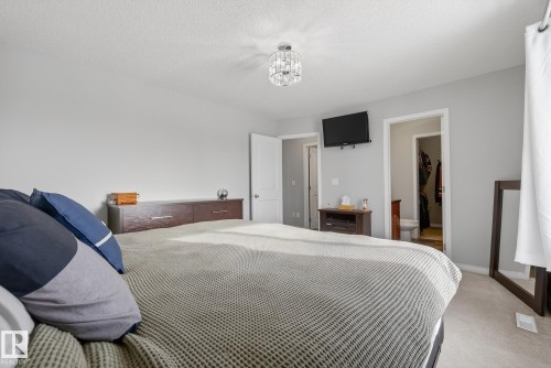 33 Hartwick Gate, Spruce Grove, AB - Indoor Photo Showing Bedroom